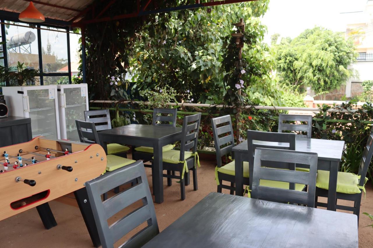 Umusambi B&B คิกาลี ภายนอก รูปภาพ