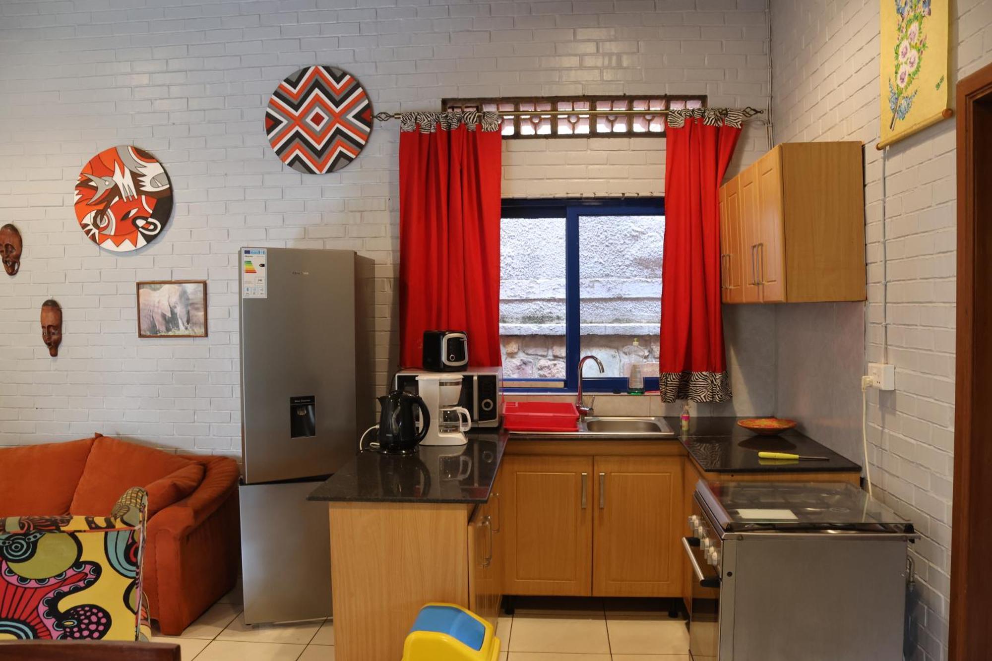 Umusambi B&B คิกาลี ภายนอก รูปภาพ