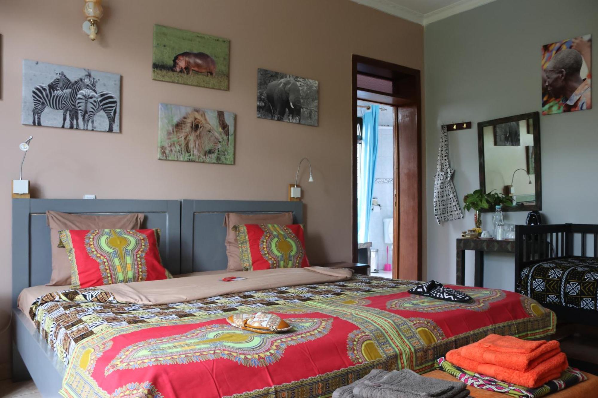 Umusambi B&B คิกาลี ภายนอก รูปภาพ