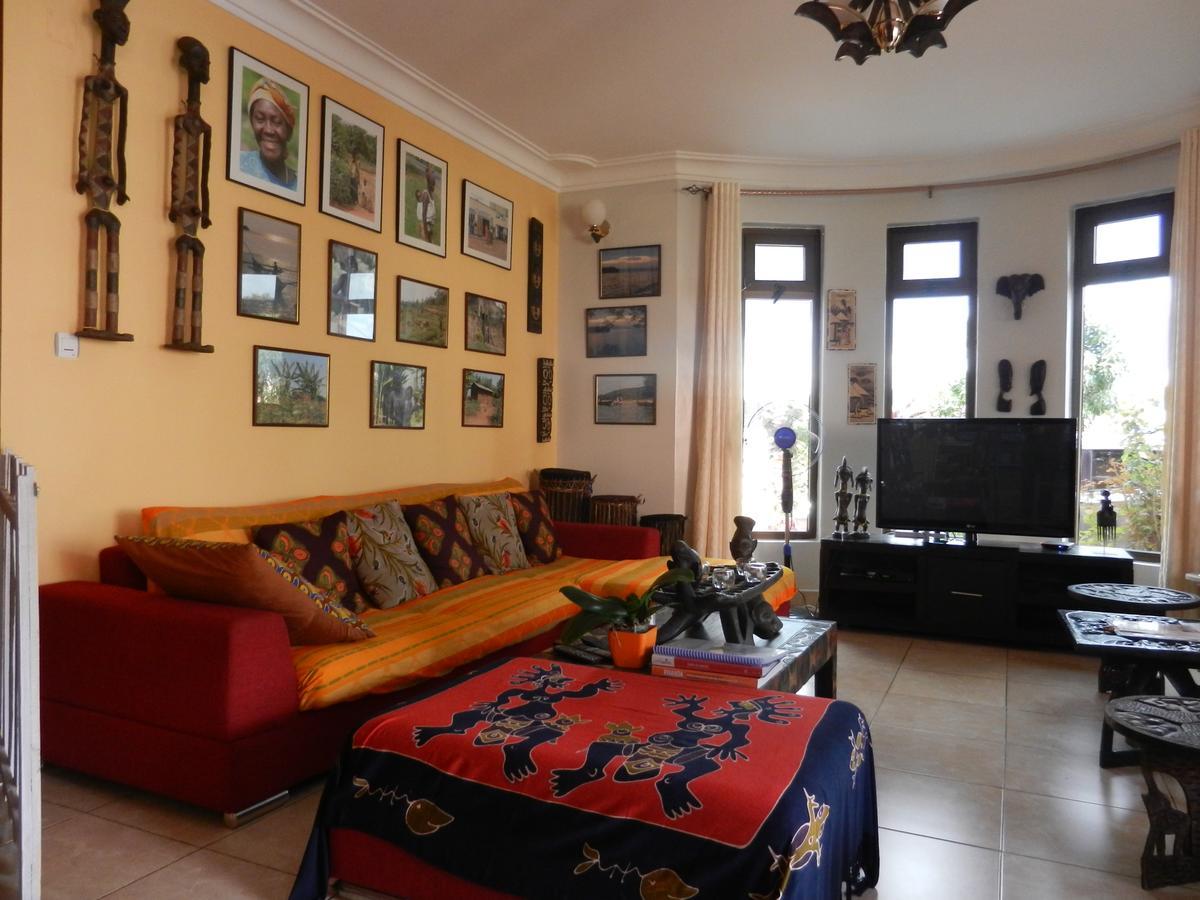 Umusambi B&B คิกาลี ภายนอก รูปภาพ