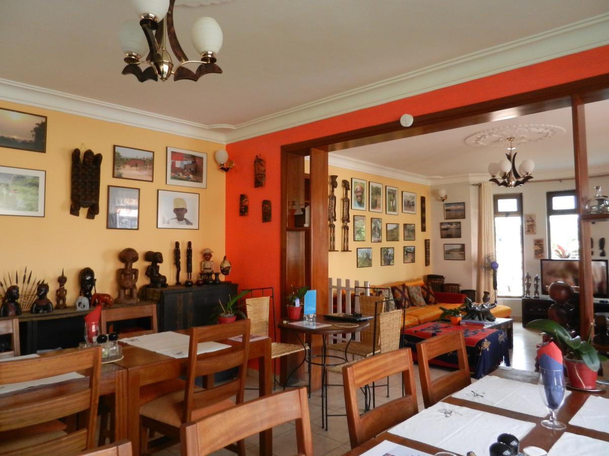 Umusambi B&B คิกาลี ภายนอก รูปภาพ